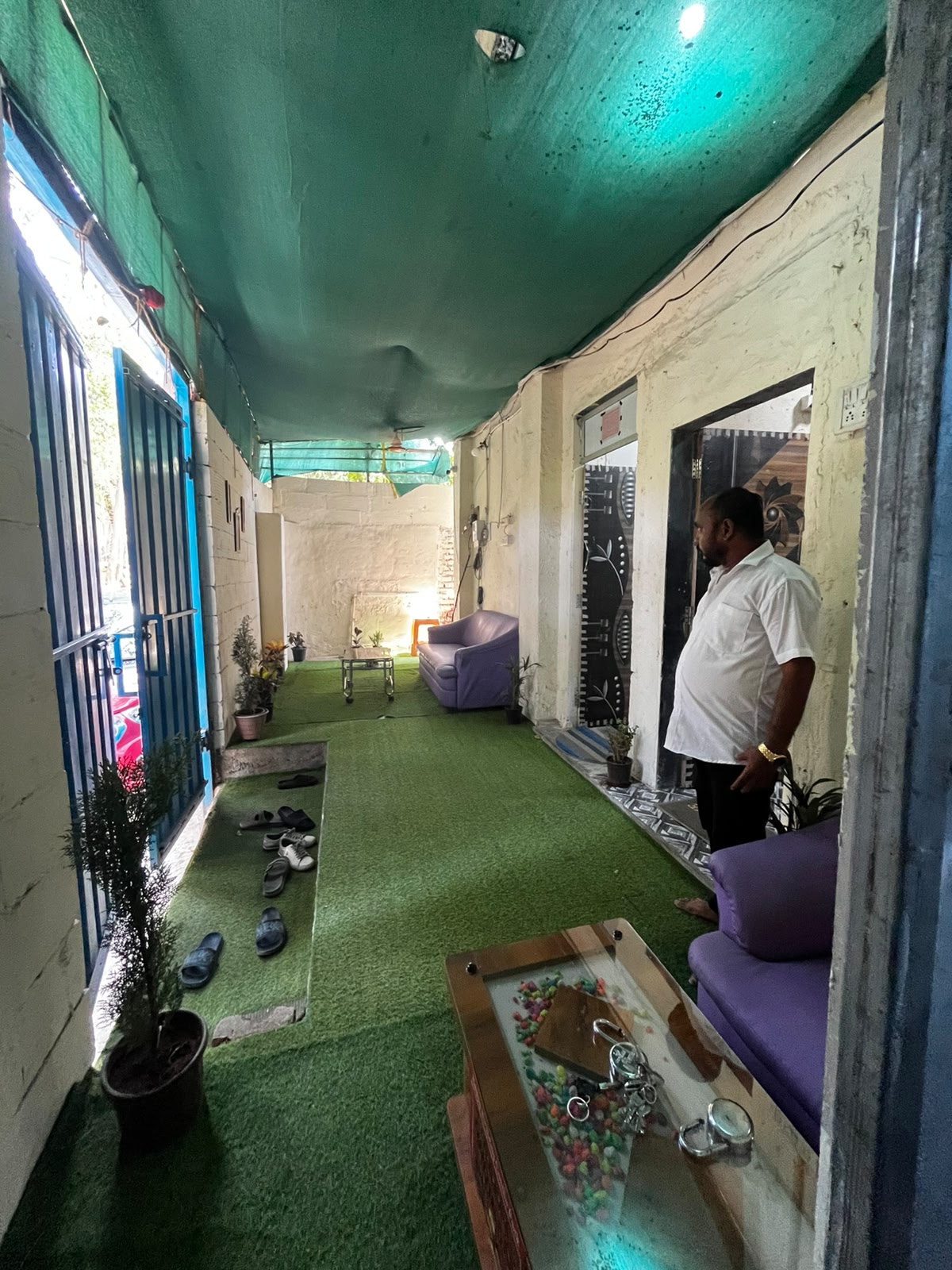 Ashram Gallery 10